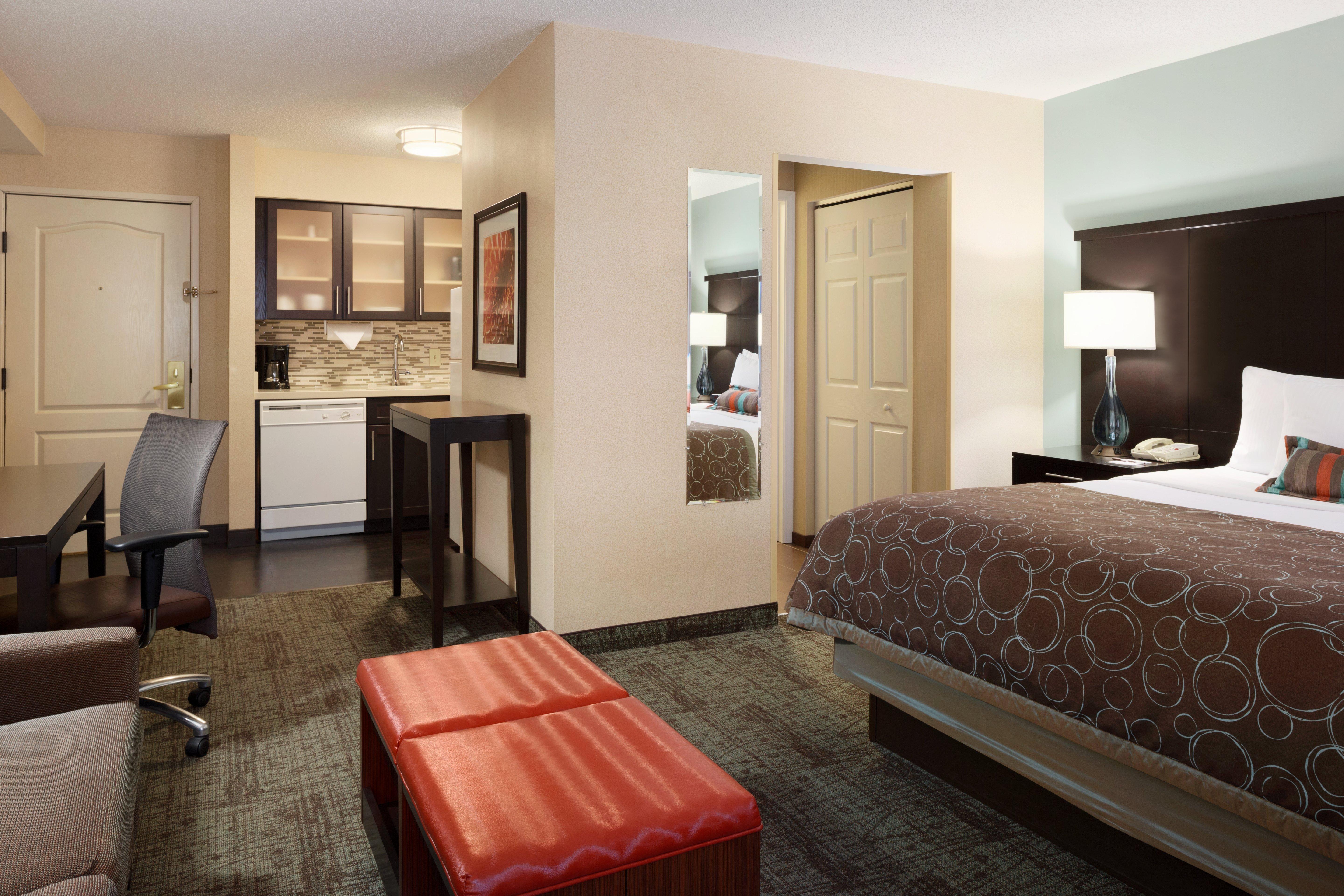 Hotel Homewood By Hilton Buckhead Pharr Road 3*