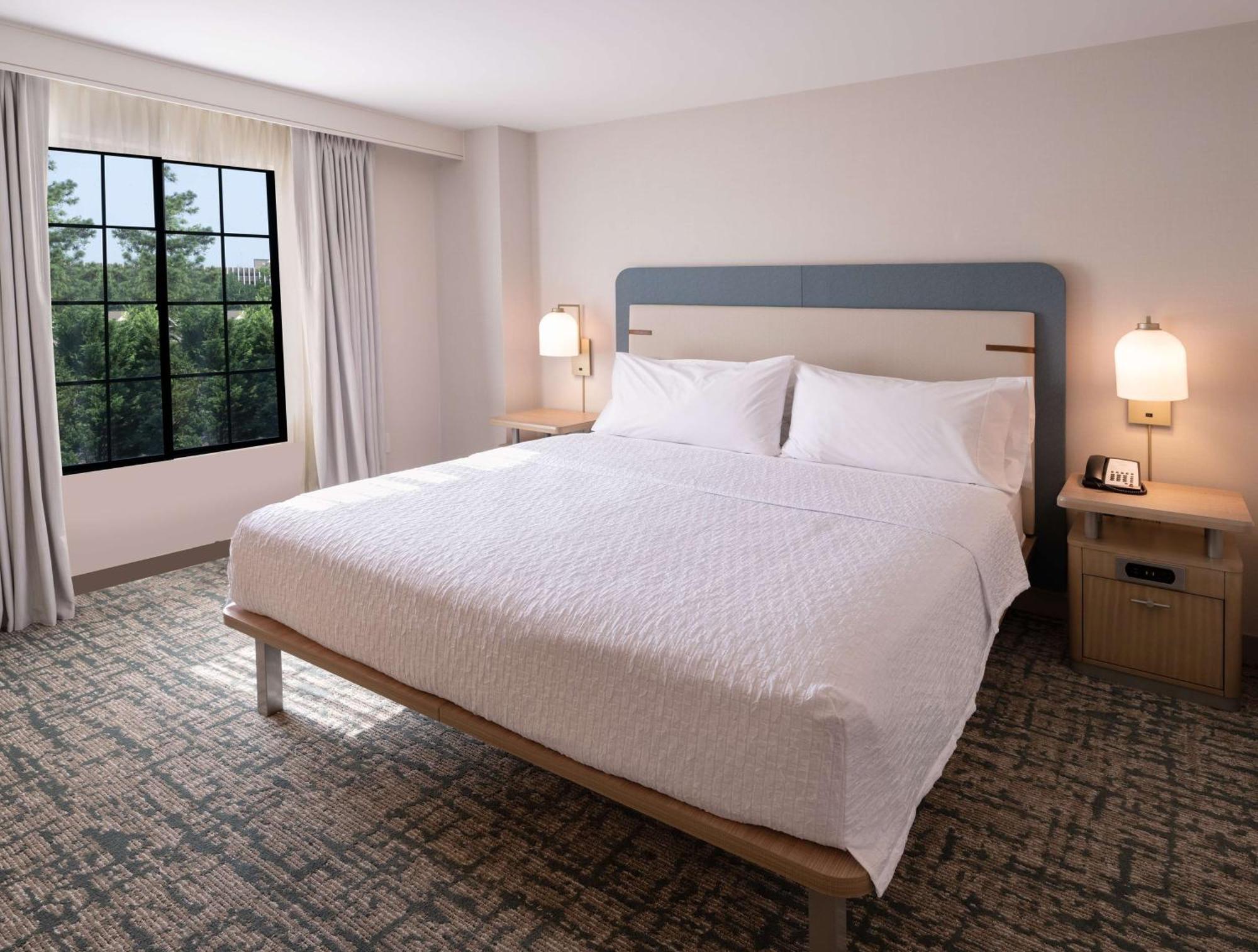 Homewood By Hilton Buckhead Pharr Road Hotel 3*