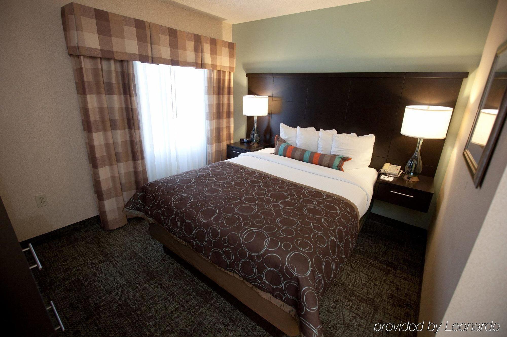 Hotel Homewood By Hilton Buckhead Pharr Road 3*